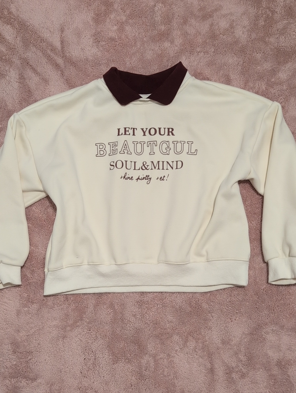 Cream Long-Sleeve Sweatshirt